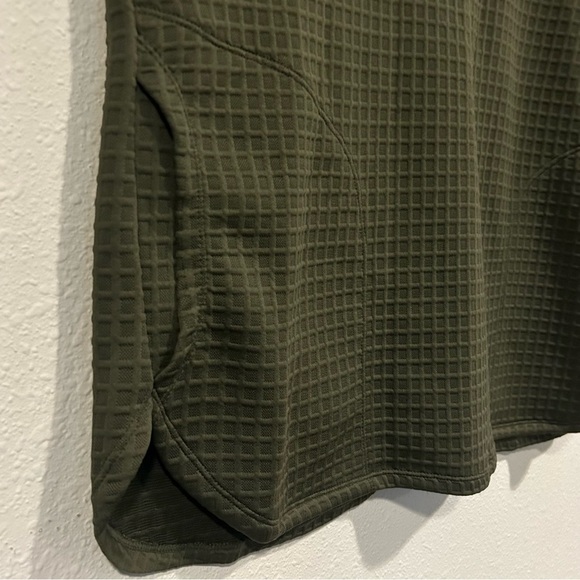 Max Studio London Olive Green Waffle Knit Women's Top Size 2X - Picture 3 of 4
